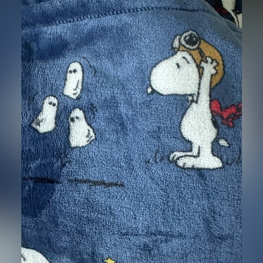 Peanuts Pumpkin Throw Blanket Snoopy 60x70 Navy Blue NWT Halloween Ghost - Picture 4 of 4